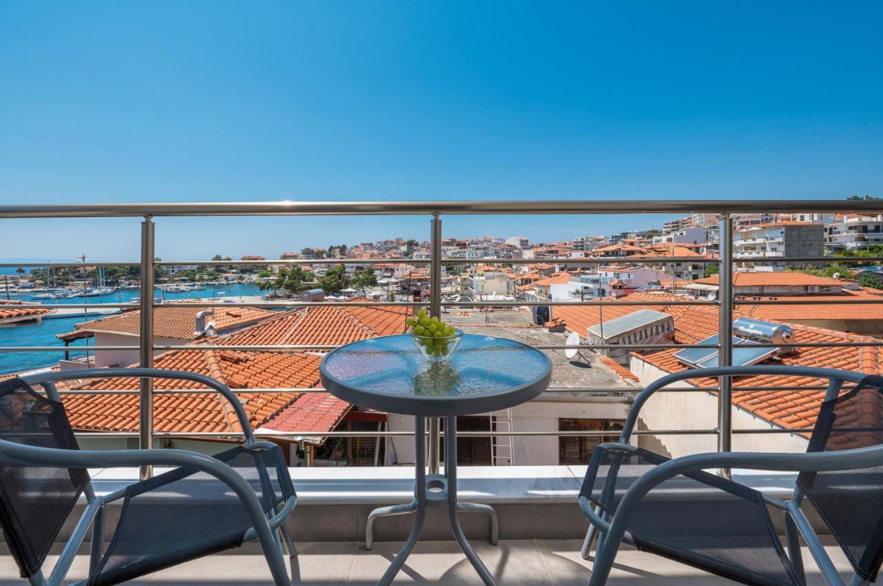 Sunshine Apartments Неос Мармарас Екстериор снимка