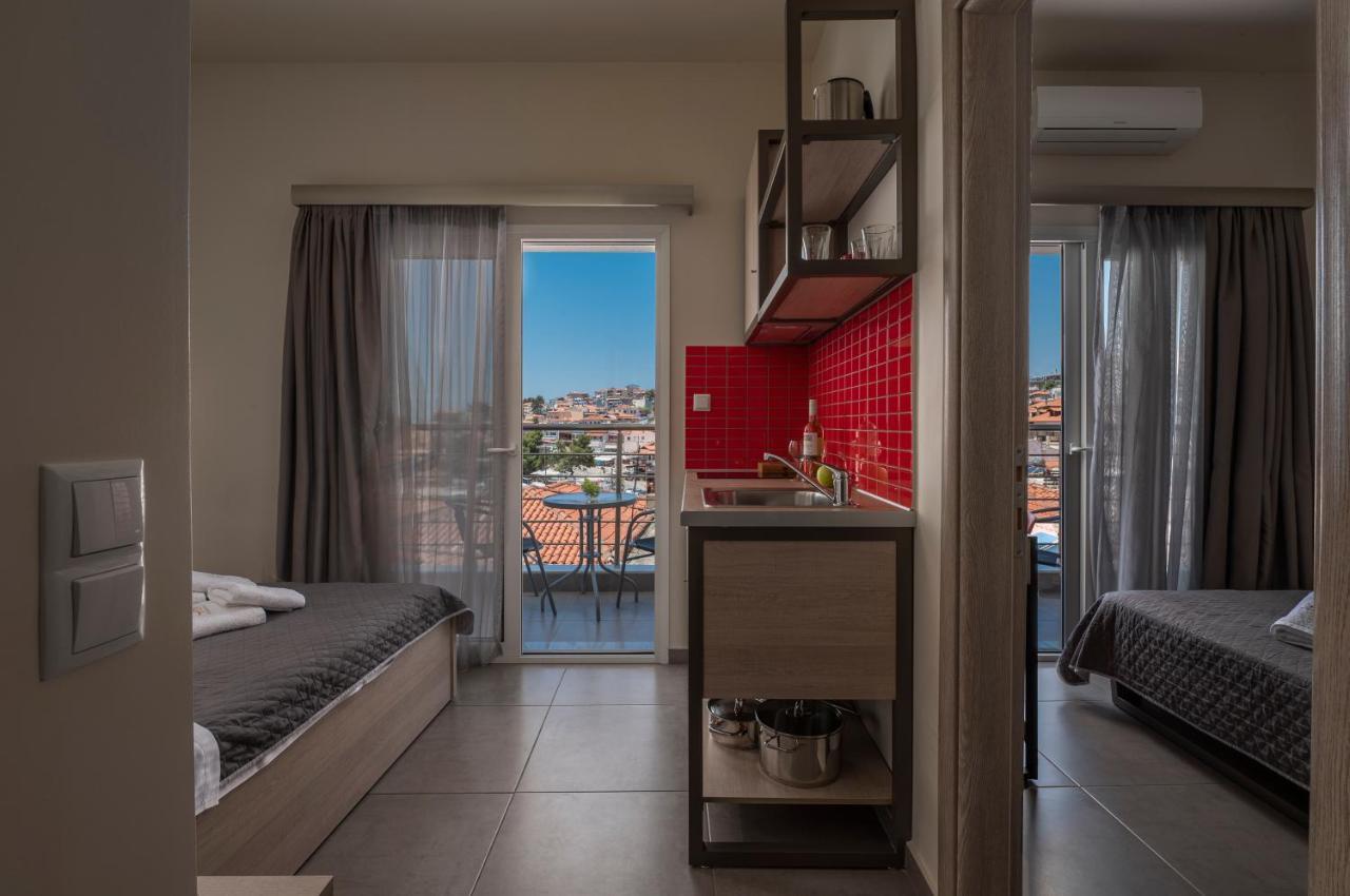 Sunshine Apartments Неос Мармарас Екстериор снимка